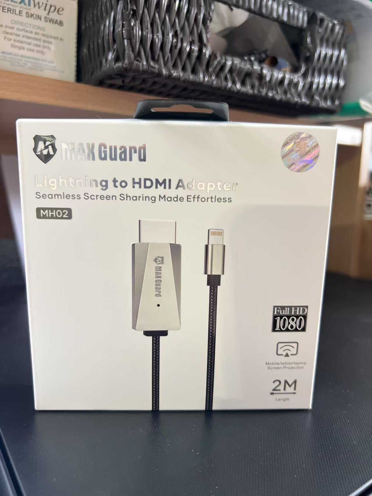 MaxGuard Lighting to HDMI Cable MH02