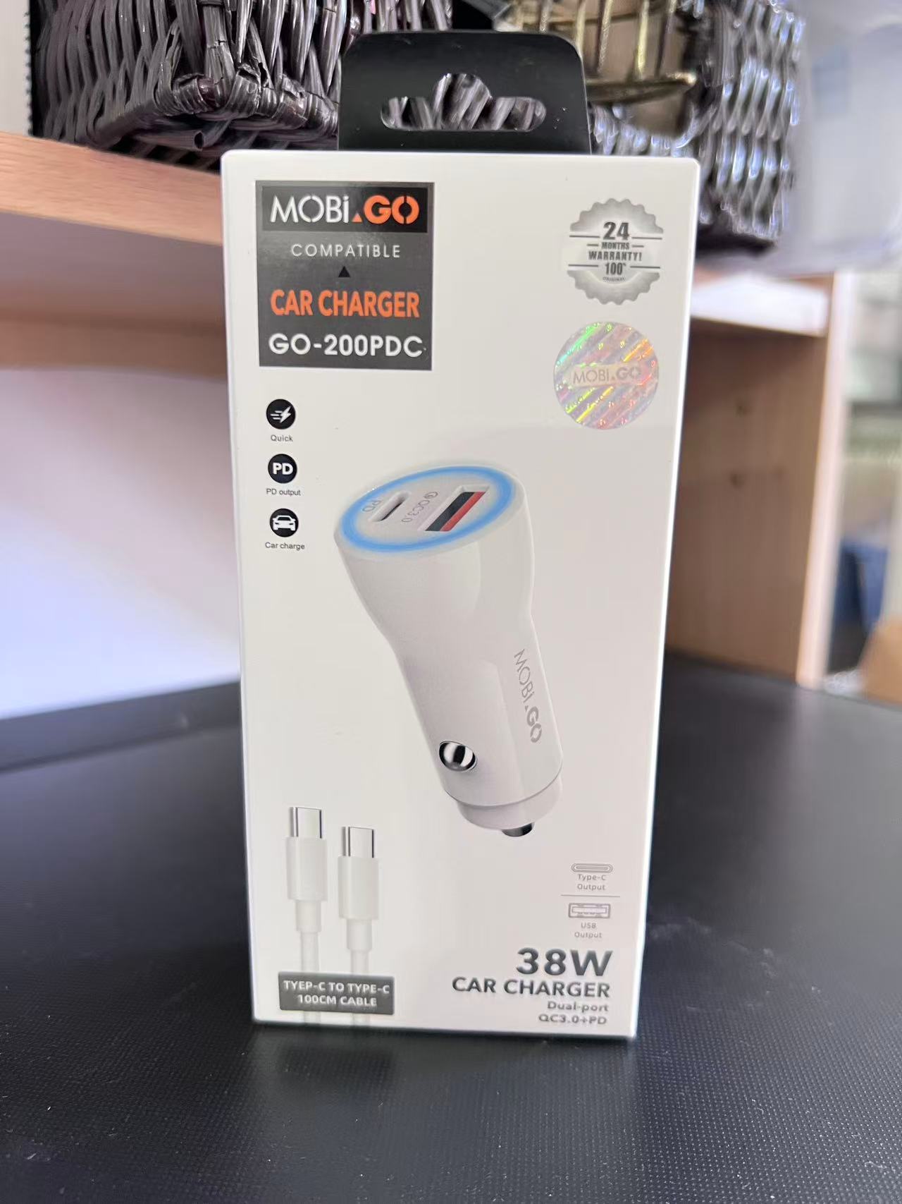 Mobi Car Charger with C to C Cable  (GO200PDC)