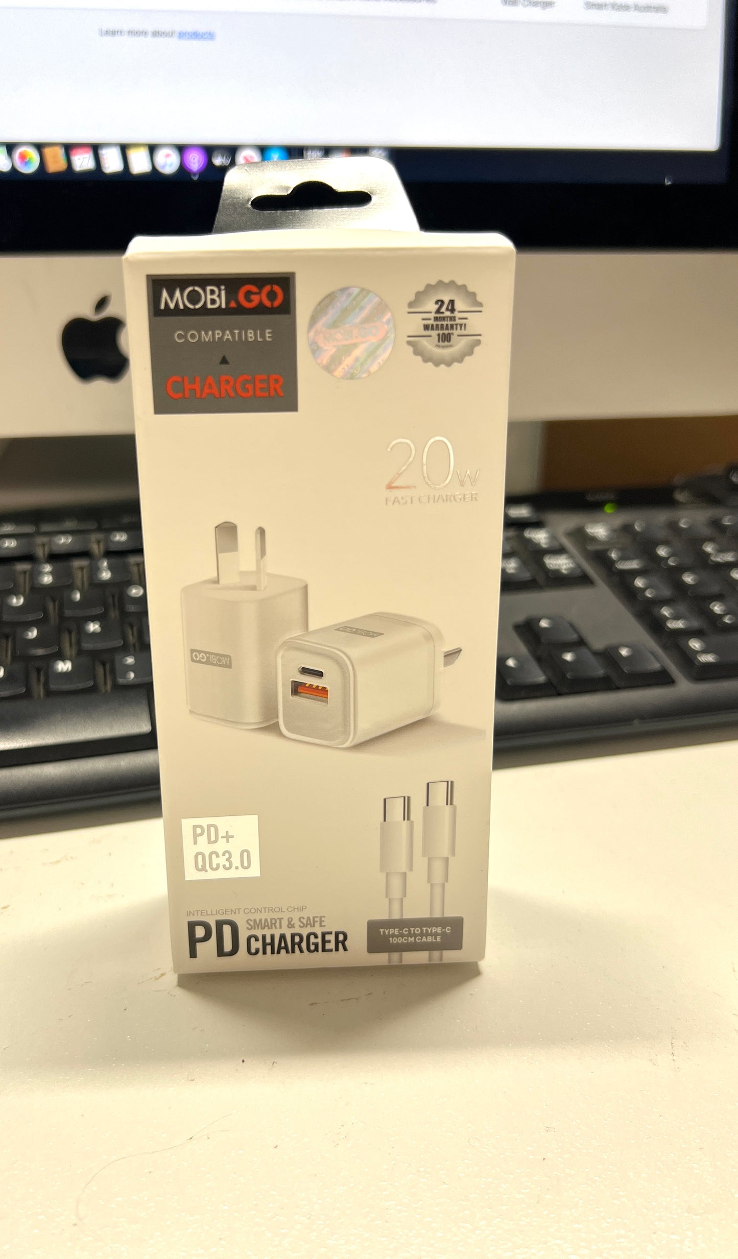 Mobi PD Wall Charger C-C cable